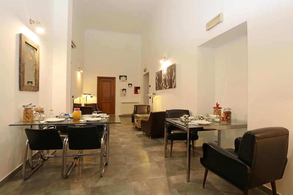 Hotel Mr Frills à Rome Extérieur photo