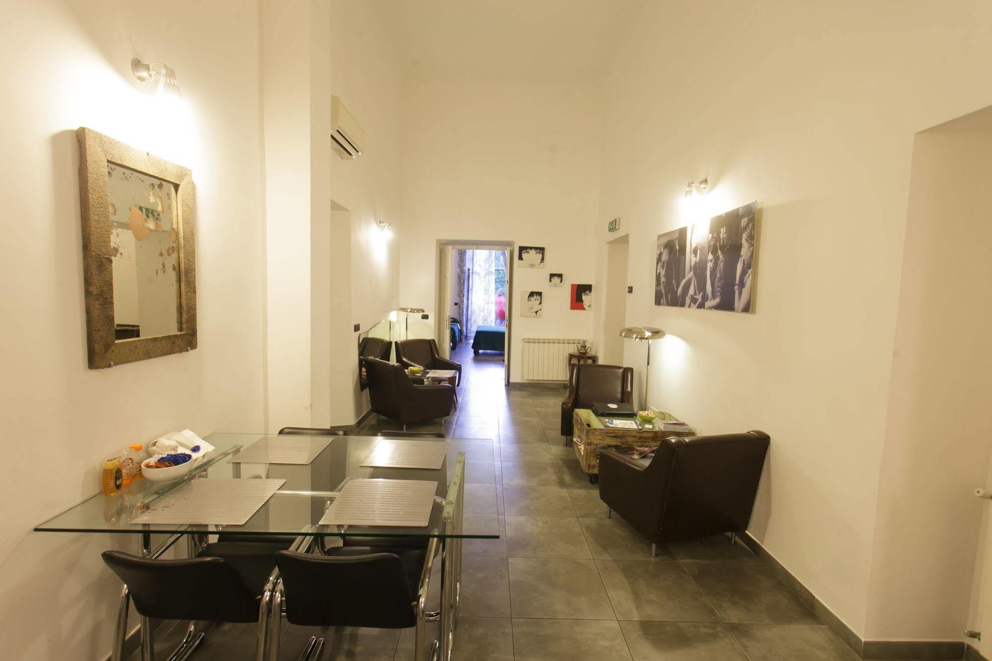 Hotel Mr Frills à Rome Extérieur photo